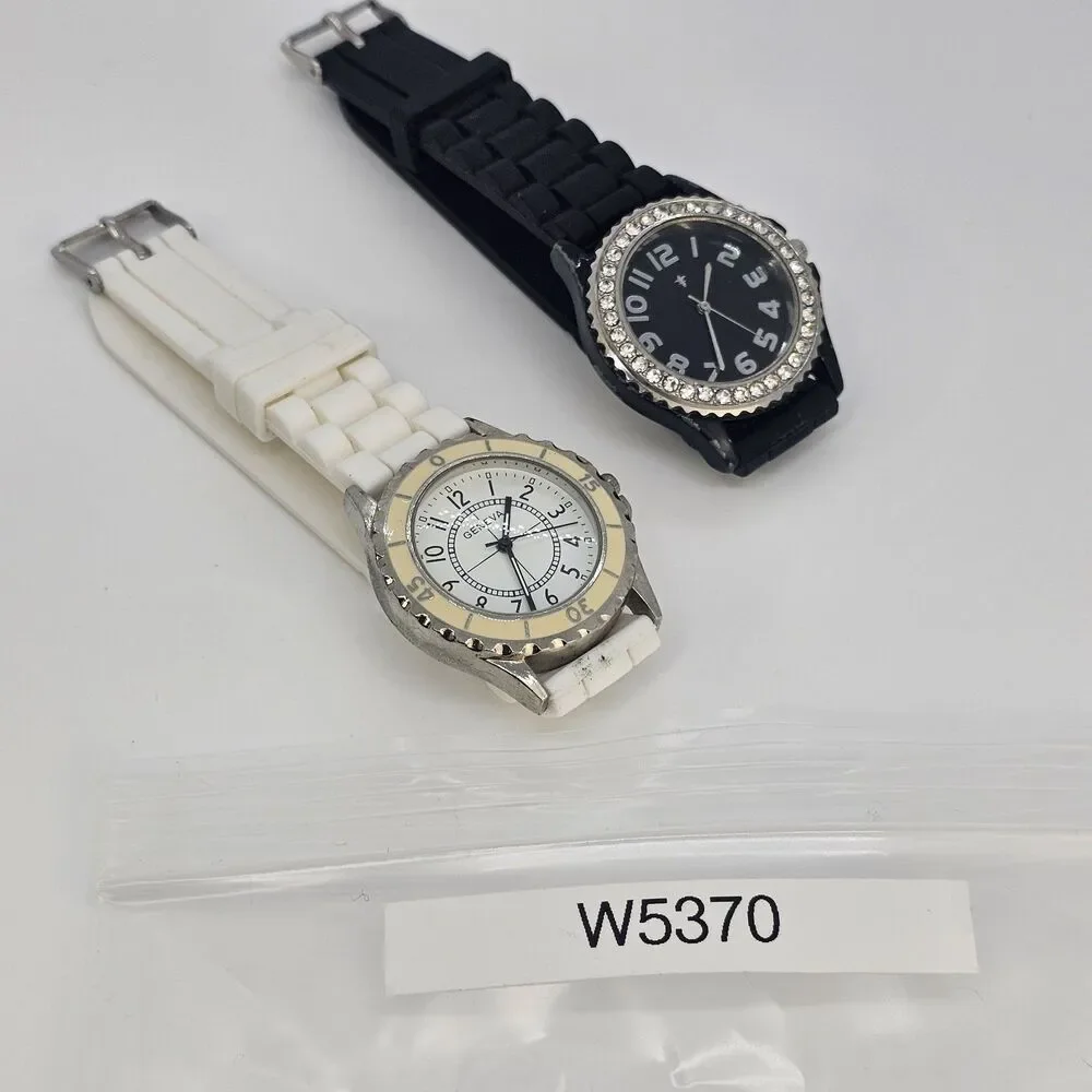 2X Women's Watch 38MM Black White Dial Black White‎ Plastic Bands New Battery